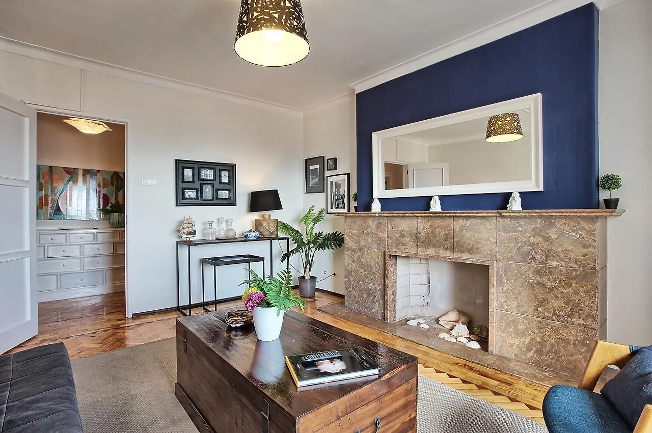 Apolonia 3E Five Bedrooms Lisbon Apartment